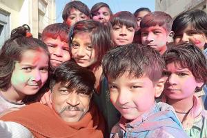 Holi 2024: क्या आने वाली पीढ़ियों को बताना पड़ेगा, फ़ाग ऐसा होता था?