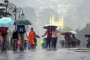 हिमाचल के कई हिस्सों में बारिश व हिमपात, तापमान में गिरावट