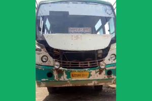 चिमनपुरा में पट्रोल छिड़क कर बस को लगाई आग, मची अफरा-तफरी!