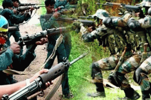 Naxalites Encounter in Chhattisgarh: नक्सलियों के साथ मुठभेड़ में सुरक्षाकर्मियों ने 8 नक्सली ढेर किए