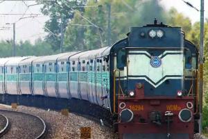 Indian Railways: पैसेंजर ट्रेन का इंजन फेल