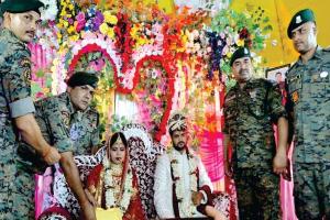 बेमिसाल: भाई हो गया था शहीद, शादी में पूरी बटालियन ने भाई बनकर निभाया भाई का फर्ज
