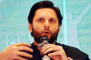 ICC Champions Trophy 2025 : पाकिस्तानी क्रिकेटर शाहिद अफरीदी ने क्यों की टीम इंडिया की मिन्नतें?