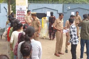 कैराना में दूसरे दिन 696 ने छोड़ा पुलिस का पेपर