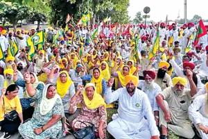 चंडीगढ़ के मटका चौक में किसानों ने की महापंचायत