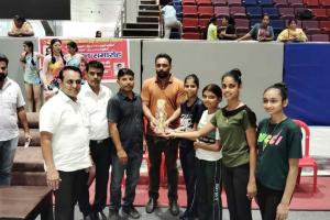 राज्य स्तरीय स्कूली प्रतियोगिता में शाह सतनाम जी गर्ल्स स्कूल की खिलाडिय़ों ने जीता सिल्वर पदक