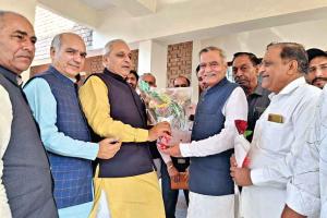 समस्याओं से मुंह फेरने वाले कर्मियों के खिलाफ होगी कड़ी कार्रवाई: गंगवा