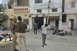 Income Tax Raid Udaipur: आयकर विभाग की बड़ी कार्रवाई! ट्रांसपोर्ट व्यवसाई से 50 किलो सोना व पांच करोड़ की नगदी बरामद
