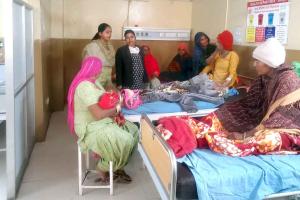 Civil Hospital: भाजपा महिला मोर्चा टीम ने नागरिक अस्पताल का किया निरीक्षण