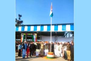 गणतंत्र दिवस देशवासियों को एक मजबूत राष्ट्र के रूप में आगे बढऩे के लिए देता है साहस और प्रेरणा: जगमोहन आनंद
