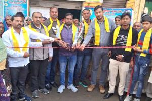Eye Camp: अमूल्य जीवन ट्रस्ट बड़े स्तर पर बनवा रहा मोतियाबिंद मरीजों की आँखें- मोहन प्रजापति