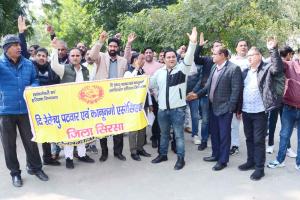 Patwari Protest: सरसा पटवार कार्यालय में कामकाज ठप