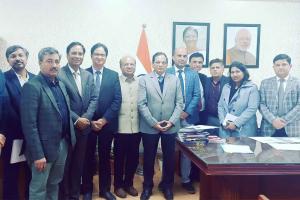 अधिकारियों ने दिल्ली एम्स की व्यवस्थाओं का किया अवलोकन