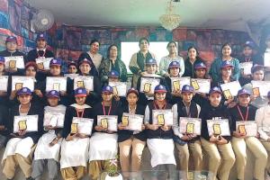 NSS Camp: शाह सतनाम जी गर्ल्स कॉलेज के एनएसएस शिविर में आस्था और प्रियंका चुनी गई बेस्ट वॉलंटियर