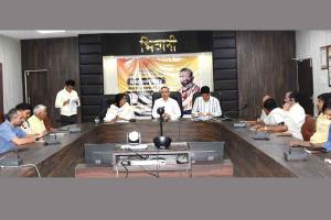 साहब! राशन डिपो से मिलने वाले तेल से सब्जी कड़वी बनती है, जांच करवाओ…