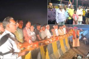 पहलगाम आतंकी हमले के विरोध में निकाला कैंडल मार्च