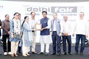 Delhi Mela Spring 2025: दिल्ली मेले की सफलता, हस्तशिल्प के उज्जवल भविष्य की ओर बढ़ते कदम: डॉ राकेश कुमार  