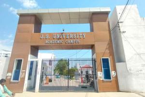 JS University: कुलाधिपति, रजिस्ट्रार के खिलाफ पुलिस ने लिए बी वारंट, 10 को होंगे पेश