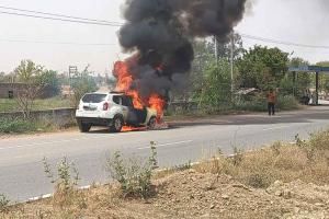 Fire: जुलाना में कार में अचानक लगी आग