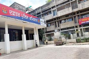 Punjab Police Transfers: जिम्मेवारी न निभाने वाले 69 पुलिस कर्मियों के किए तबादले