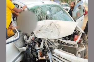 Road Accident: अनियंत्रित कार पेड़ से टकराई, चालक गंभीर