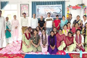 टाइम्स पब्लिक स्कूल में योग दिवस पर गूंजा ‘योग करें, निरोग रहें’ का संदेश