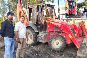 Cleanliness Campaign: ब्लॉक प्रशासन ने कांवड़ मार्ग पर चलाया सफाई अभियान