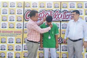 शिखर शिक्षा सदन के छात्रों ने ताइक्वांडो चैंपियनशिप में दिखाया दम, छह पदक जीतकर किया विद्यालय का नाम रोशन