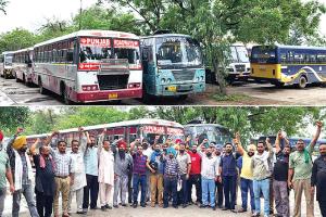 Punjab Roadways Bus Strike: कच्चे कर्मियों की हड़ताल, पीआरटीसी को सवा करोड़ से अधिक का नुक्सान