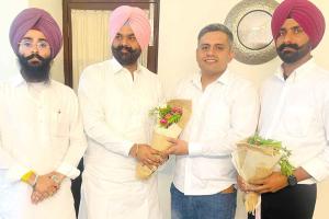 हरियाणा युवा कांग्रेस के नए प्रदेश अध्यक्ष निशित कटारिया को सतनाम सिंह विर्क ने दी बधाई, बोले– युवाओं में जोश और विचारधारा का नया संचार होगा