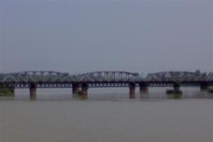 Pong Dam: पौंग बांध से 69,800 क्यूसेक पानी ब्यास नदी में छोड़ा, टांडा क्षेत्र के कई गांव जलमग्न