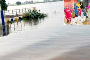 Heavy Rain: लहरिया गांव में भारी बारिश से 50 से ज्यादा घरों में घुसा पानी