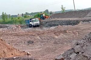 अवैध खनन करने वालों पर हो रही लगातार कार्रवाई: चार वाहनों के काटे गए 16 लाख के चालान