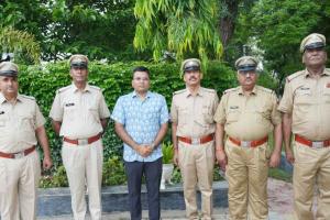 ASI’s Promotion: पदोन्नत होकर बने एसआई, कंधों पर सजे डबल स्टार
