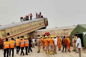 Bikaner Railway Mock Drill: बीकानेर मंडल पर रेलवे, एनडीआरएफ, एसडीआरएफ सहित अन्य एजेंसियो ने किया आपदा प्रबंधन का संयुक्त अभ्यास