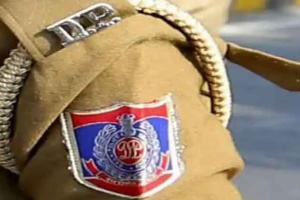 Delhi: मुस्तफाबाद में ताबड़तोड़ फायरिंग से मची भगदड़, दहशत में लोग