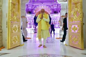PM Modi Ayodhya Visit: प्रधानमंत्री मोदी पहुंचे श्री राम जन्मभूमि मंदिर अयोध्या, ‘ध्वजारोहण’ समारोह में लेंगे हिस्सा
