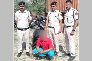 स्कूटी चोरी के मामले में एक आरोपी चढ़ा पुलिस के हत्थे