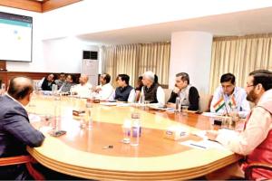 ‘म्हारी सड़क ऐप’ की शिकायतों पर कड़क हुए सीएम, 19 कार्यकारी अभियंताओं पर कार्रवाई के दिए निर्देश