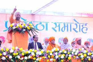 Yogi Adityanath: झज्जर के पालकनाथ धाम कबलाना में पहुंचने पर योगी आदित्यनाथ का किया भव्य स्वागत