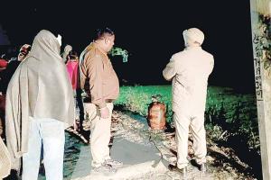 अचानक गैस सिलेंडर में लगी आग, मोहल्ले में फैली दहशत