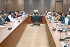 Air Pollution: गुरुग्राम में वायु प्रदूषण नियंत्रण को लेकर बैठक आयोजित, वायु गुणवत्ता सुधारने पर मंथन