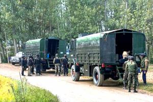 Indian Army: डोडा में सेना का वाहन खाई में गिरा, वाहन में 17 जवान सवार थे