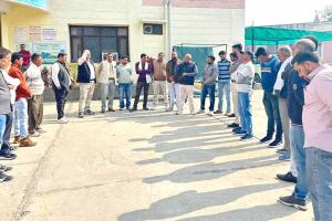 HKRN: डीसी रेट कर्मचारियों को एचकेआरएन में भेजने के विरोध में बिजली निगम कर्मियों का प्रदर्शन