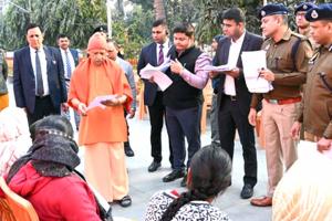 Gorakhpur News: गलत जांच रिपोर्ट लगाने वालों पर दर्ज हो एफआईआर: मुख्यमंत्री योगी