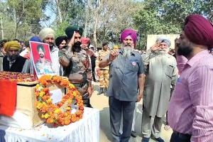 मणिपुर में हुई गोलीबारी में शहीद हुआ महलां चौक का गुरदीप सिंह