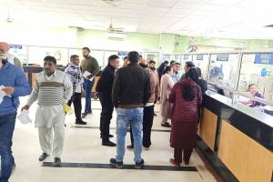 Strike: बर्खास्त पटवारियों की बहाली की मांग पर अड़े पटवारी-कानूनगो, हड़ताल जारी