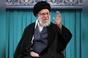 Iran News: ईरान के सुप्रीम लीडर की मौत के बाद ईरान ने किया ये बड़ा ऐलान!