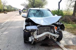 Road Accident: सड़क हादसे में पति-पत्नी की मौत, बेटी गंभीर घायल