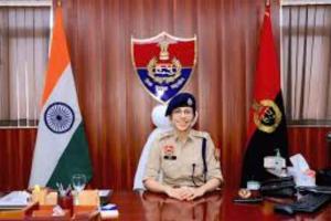 डबवाली पुलिस ने यातायात नियमों का उल्लंघन करने वाले 500 लोगों के काटे चालान